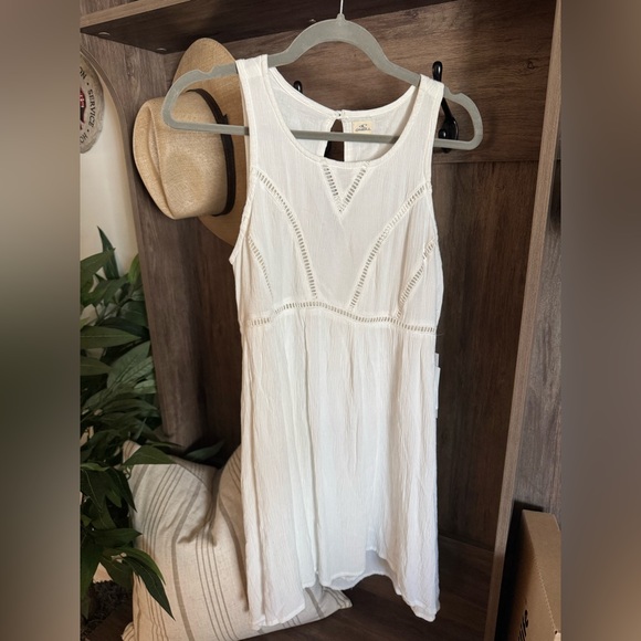 NWT O’Neill White Sleeveless Dress‎ - Picture 1 of 6